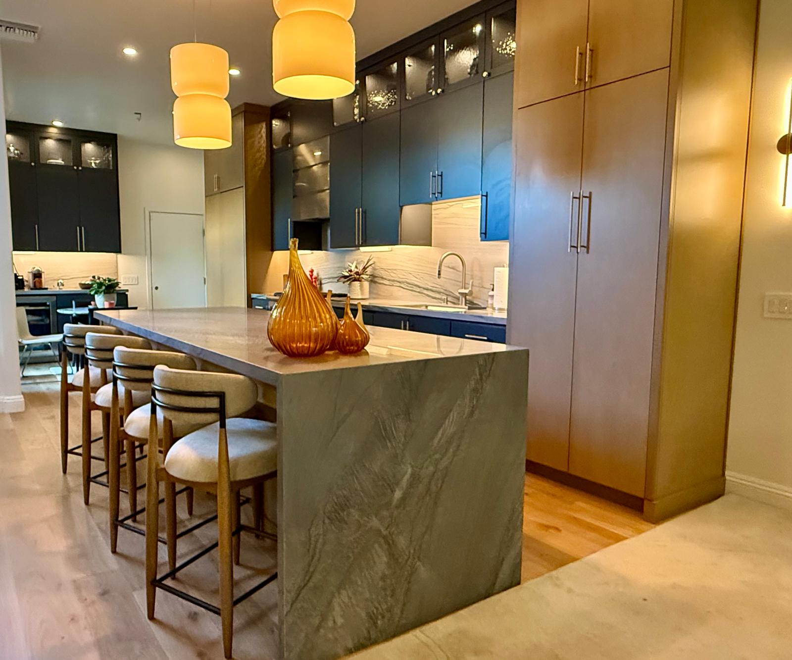 Modern & Contemporary